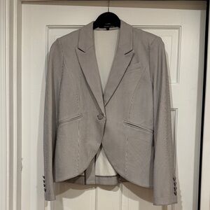 Amanda & Chelsea Women's Gray Blazer